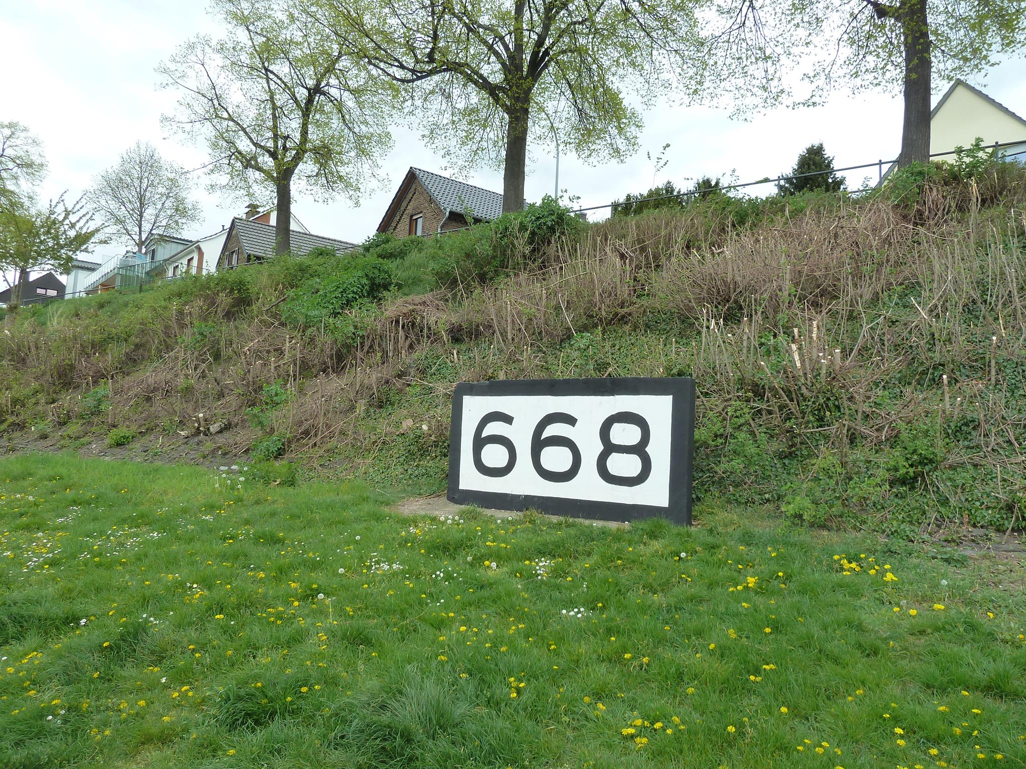 rheinkilometer-668jpg