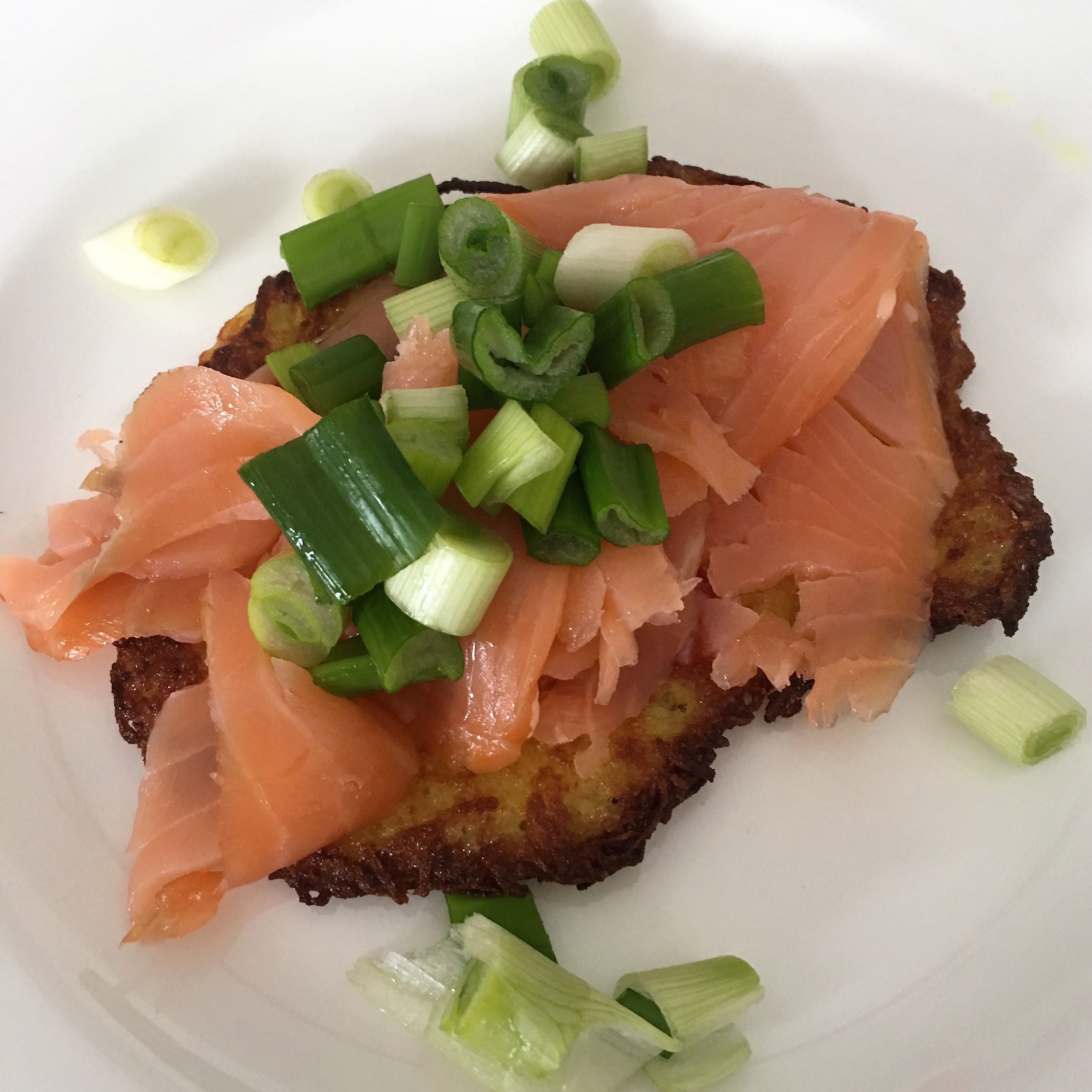 Mein Mittagessen: Reibekuchen mit Lachs - das BlogMagazin