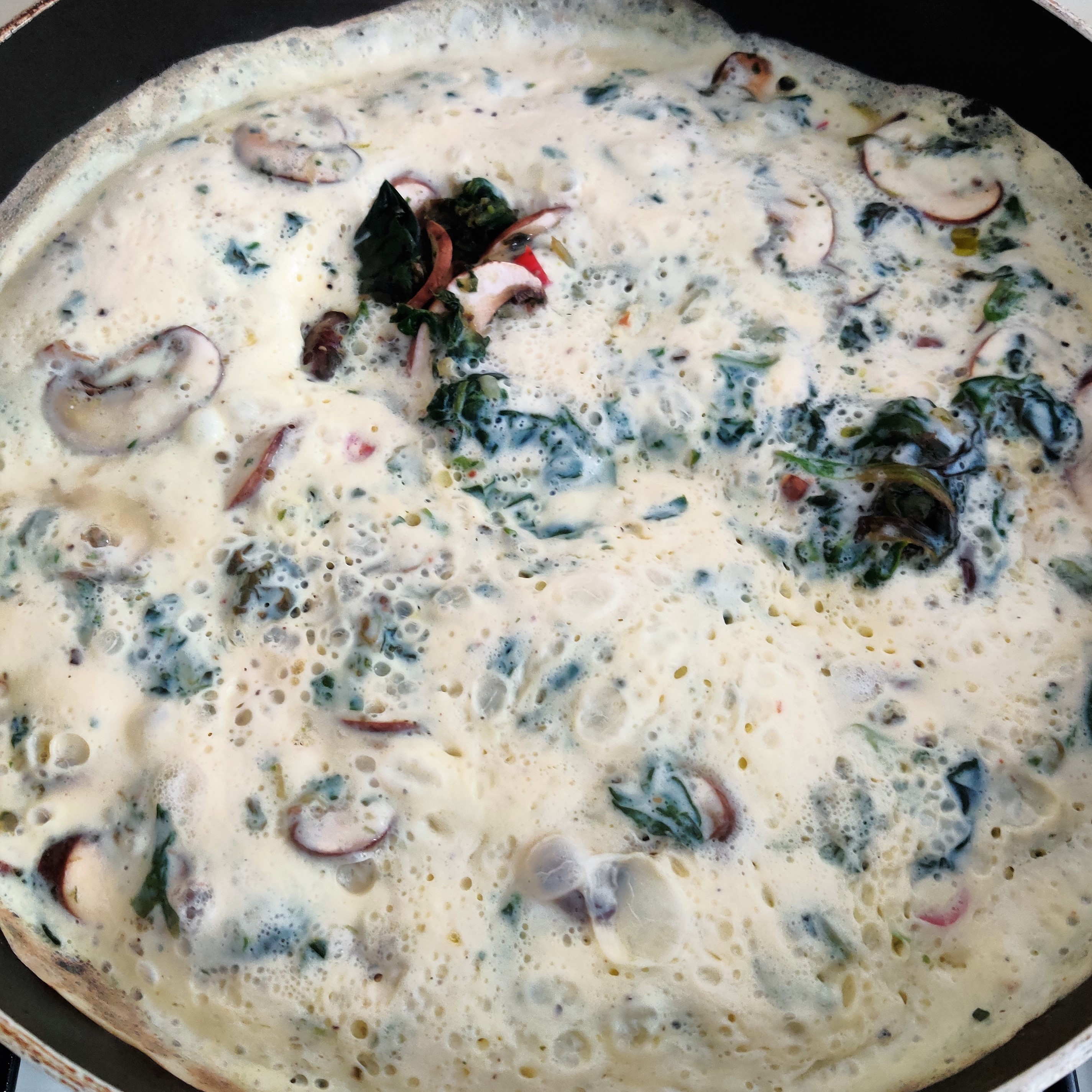 Mein Frühstück: Eiweiß-Omelette mit Spinat und Pilzen - das BlogMagazin