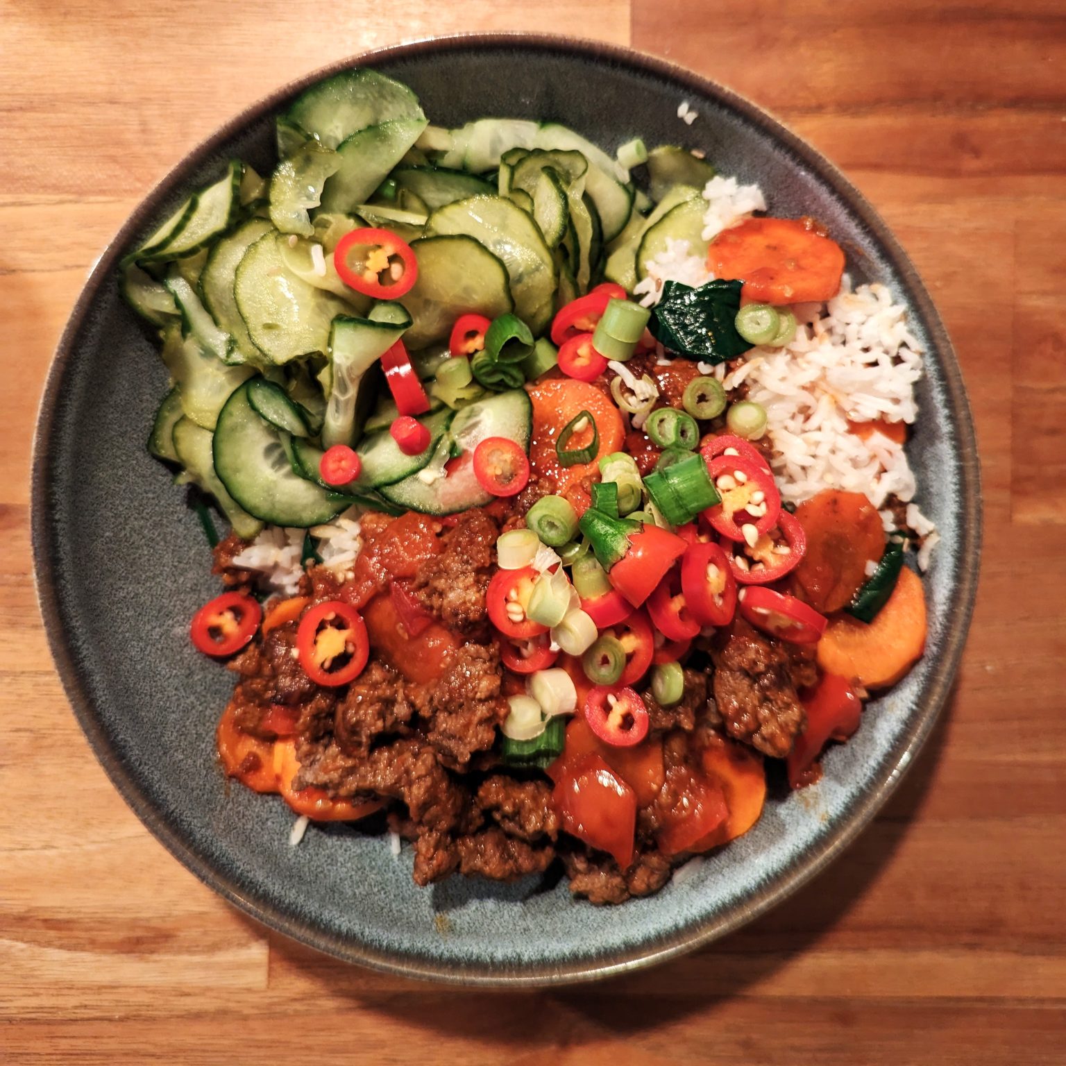 Mein Abendessen: Koreanisch gewürztes Hackfleisch mit Spinatreis und ...